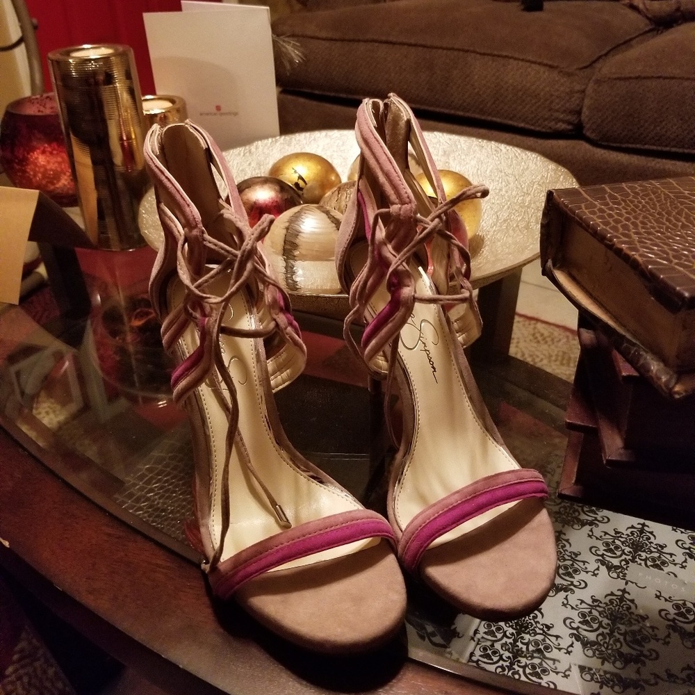 Jessica Simpson BN size 7.5 Tan Heels